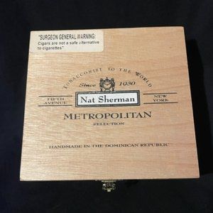 Nat Sherman Metropolitan Selection 10 count Empty Wooden Cigar Box.  NY VGUC